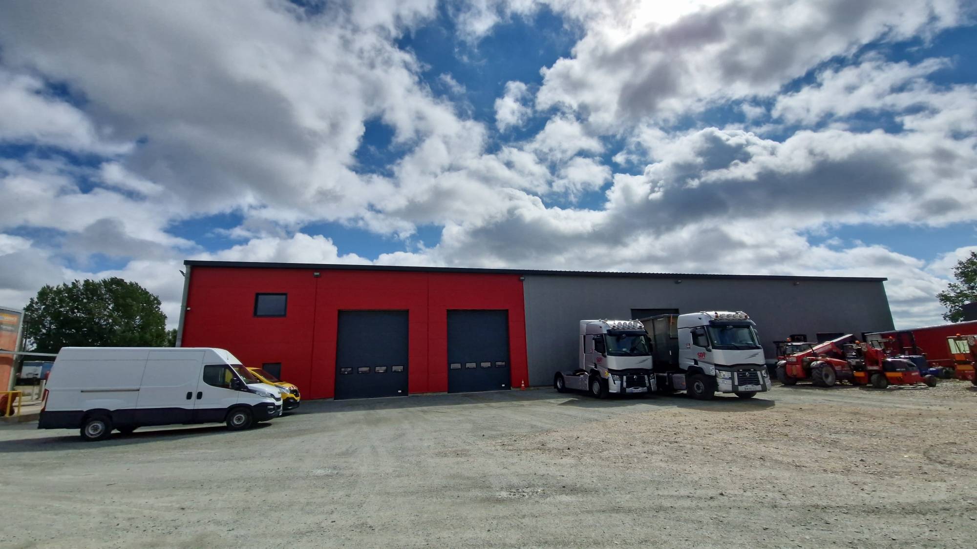 La société Transports SDT, professionnelle dans le transport et la logistique en Normandie